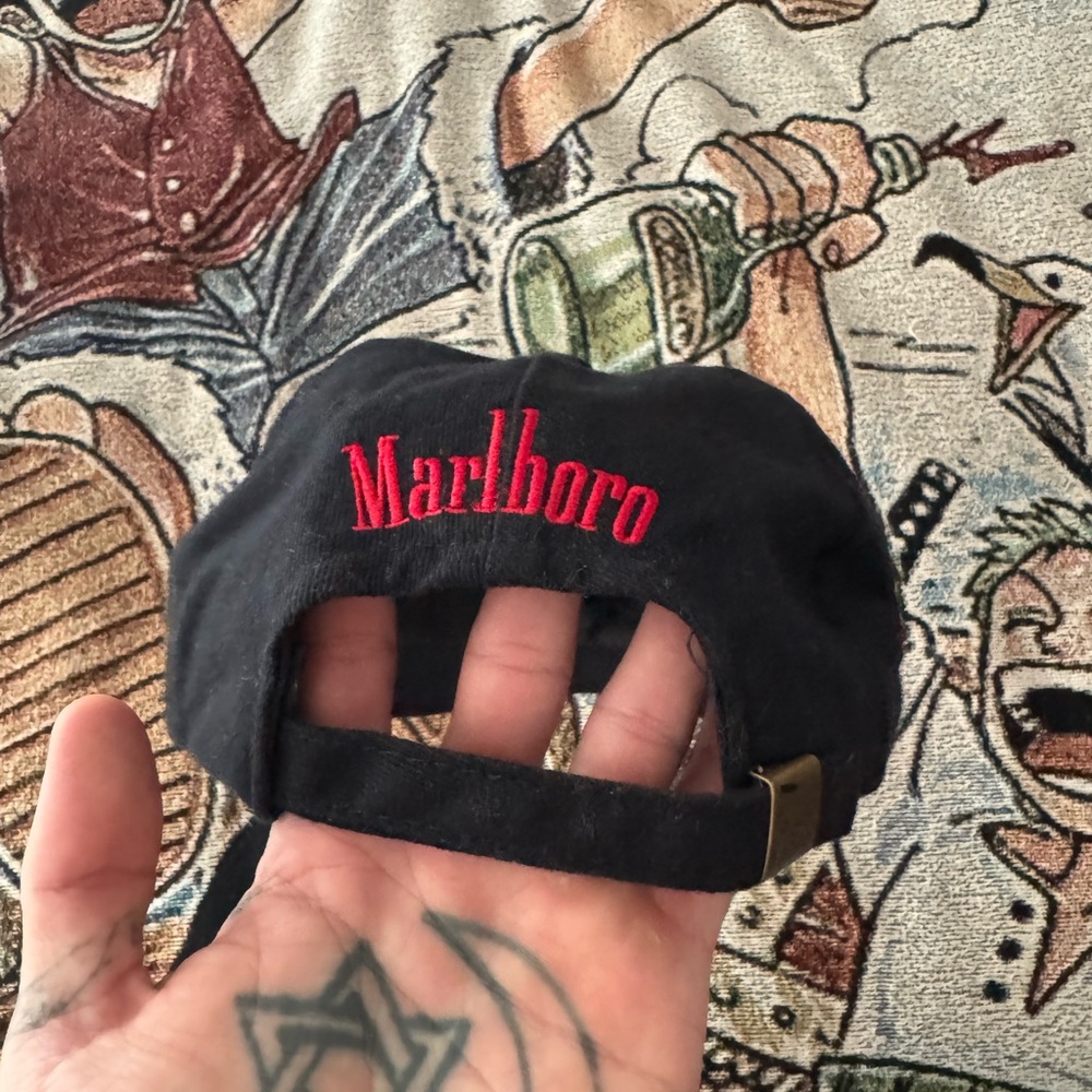 Marlboro hat - Picture 3 of 3